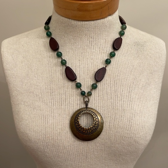 Vintage Avon Brown Wood & Acrylic Green Beaded Necklace with Round Medallion - Picture 7 of 15